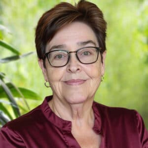Professor Elisabeth Weiss