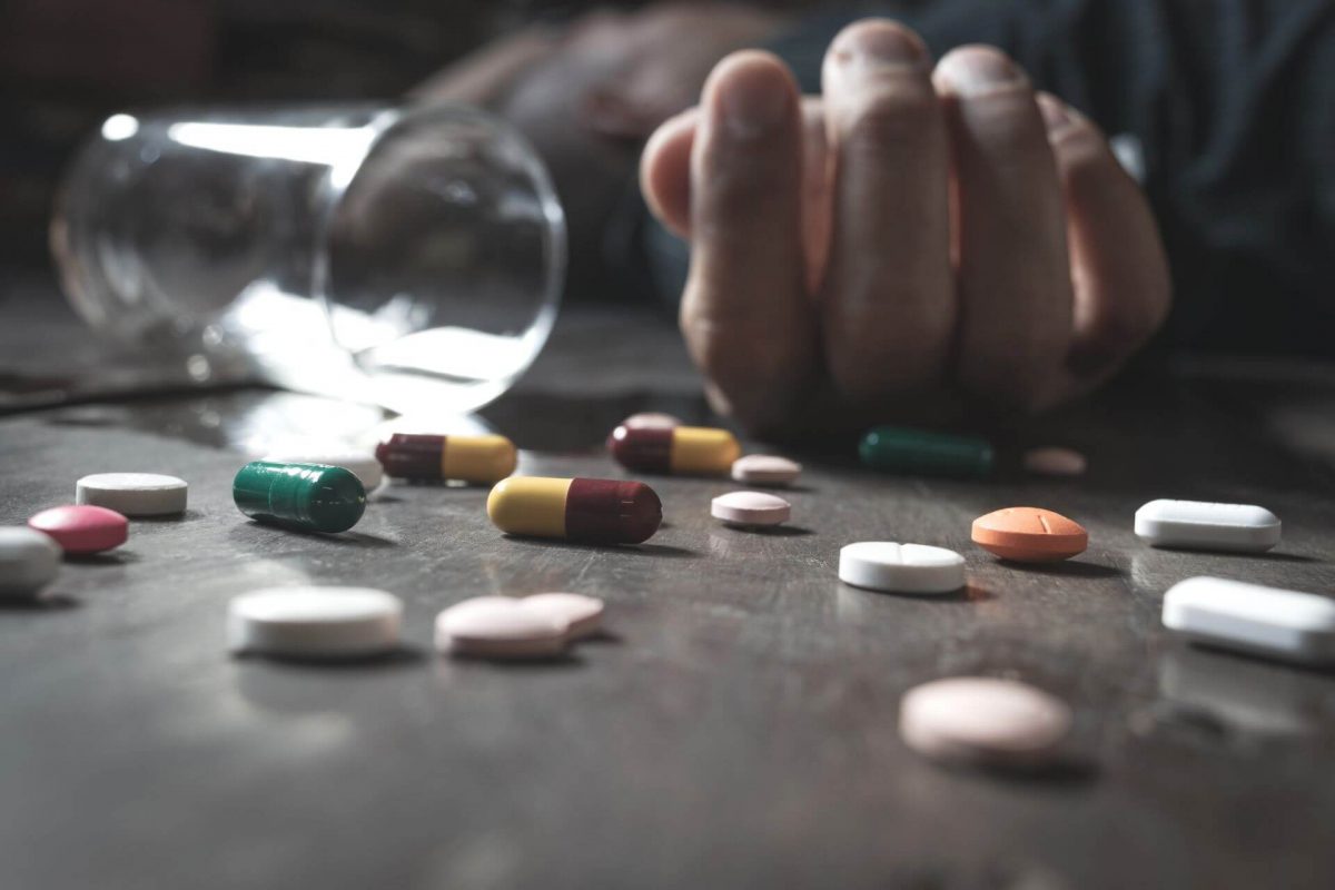 Medical complications of drug use disorder