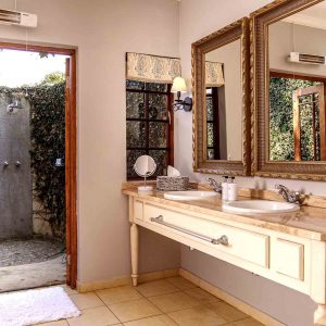 Private Executive Villas Room - Private Bathroom
