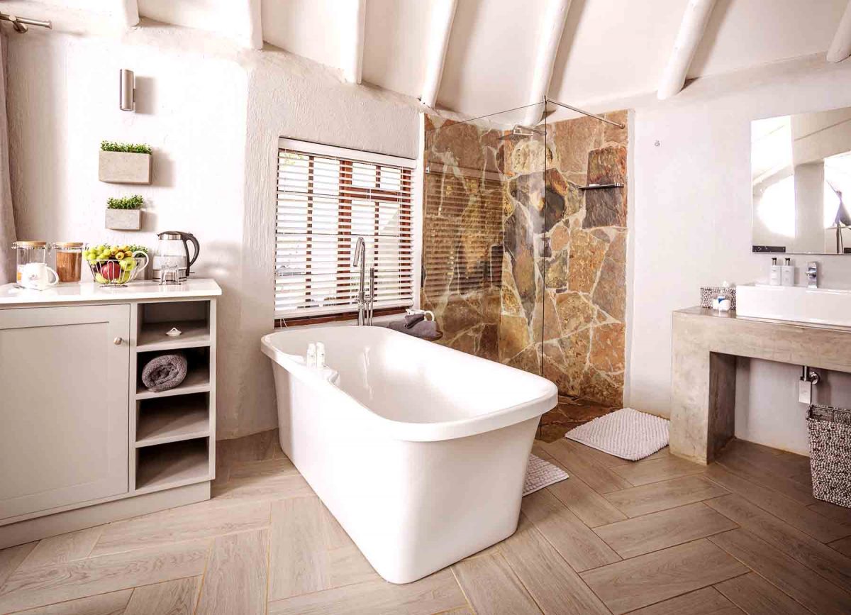 Manor Suite - Private Bath